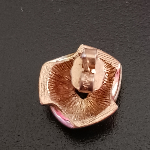 Vintage Avon Red and Gold Tone Enameled Love Knot Stud Earrings - Picture 3 of 4